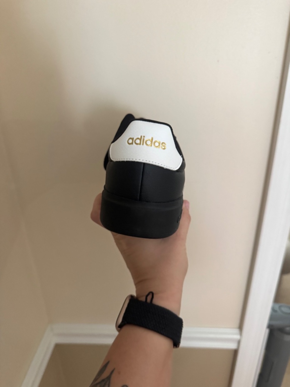 NEW:Black Adidas Shoes - Picture 2 of 8
